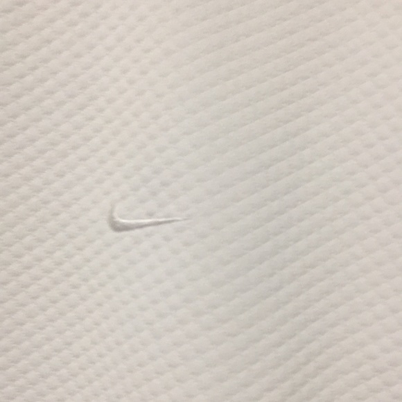 White and black long sleeve Jacket - Picture 2 of 11